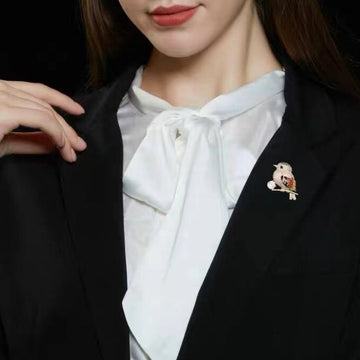 XSB089 - Crystal Bird Saree Brooch